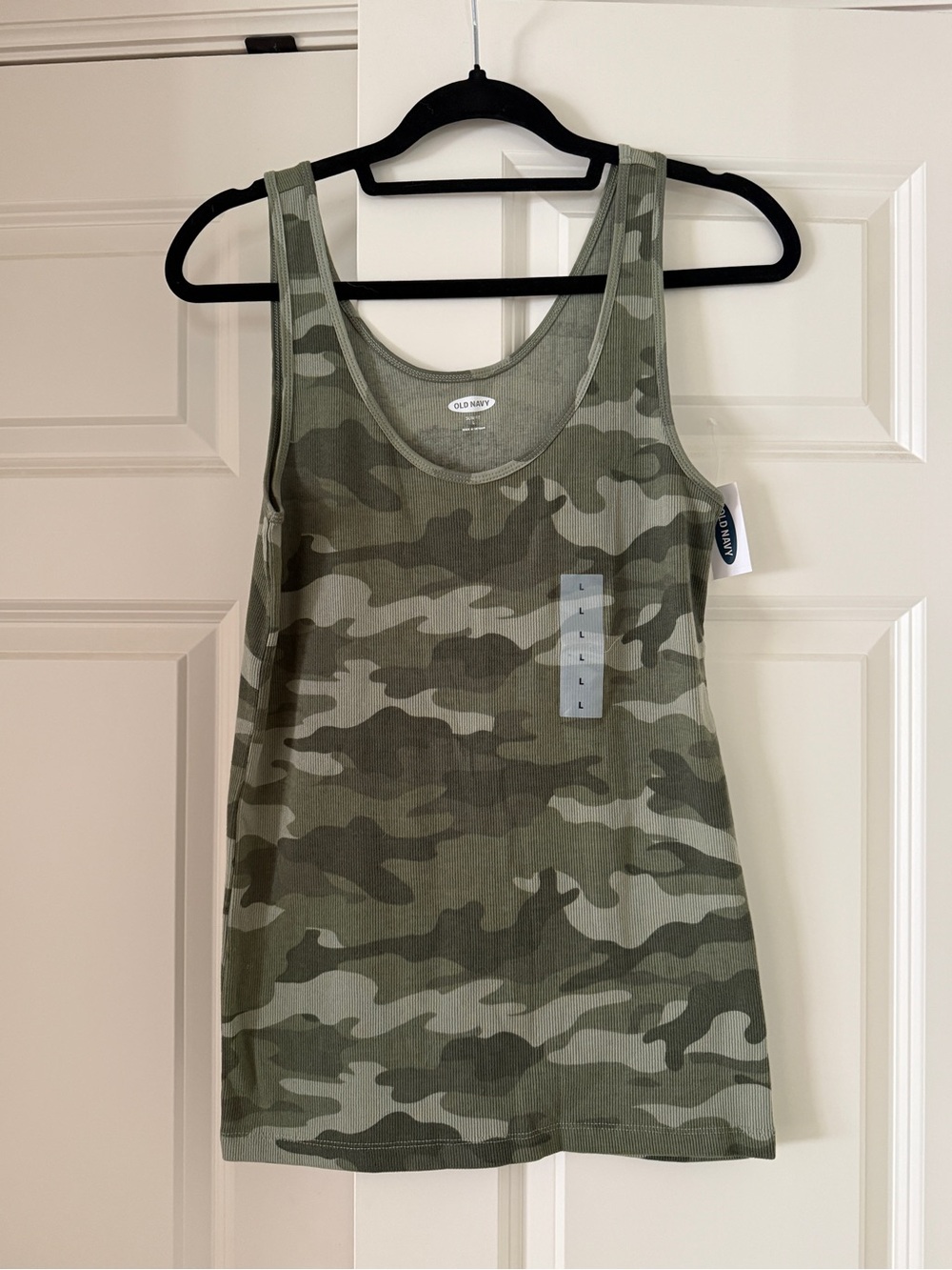 Old Navy Olive Camouflage Ribbed Tank Top Size L